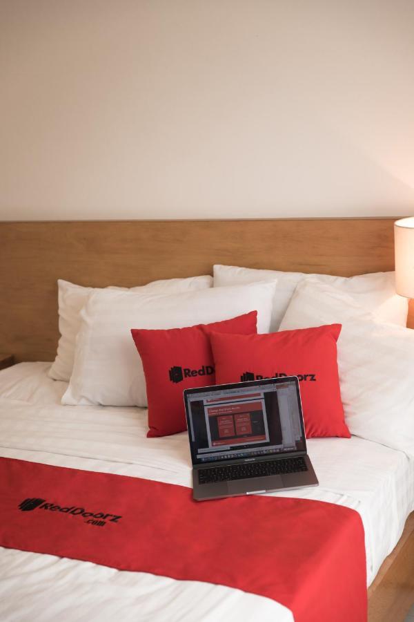 Green Hotel Near Lotte Center Ανόι Εξωτερικό φωτογραφία